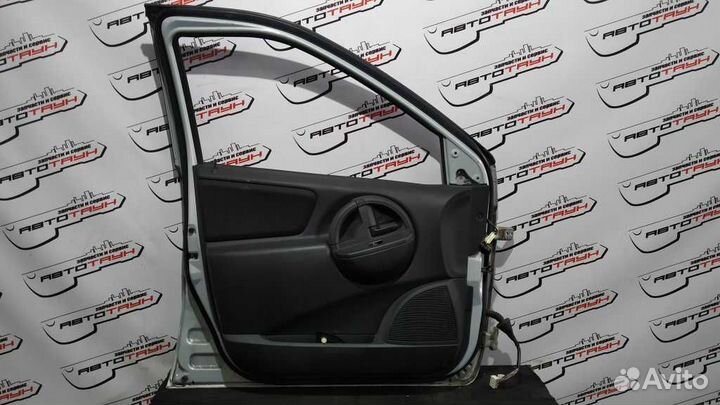 Дверь toyota will cypha NCP70 NCP75 6700252230 пер