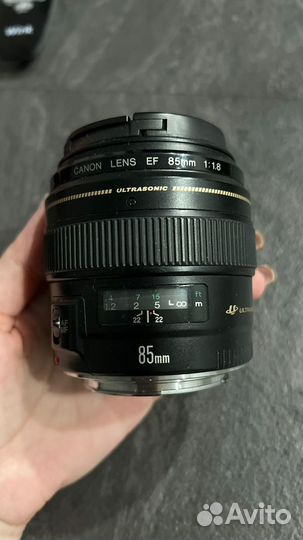 Объектив canon 85mm 1 8