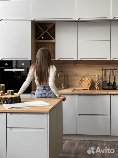 Кухонный гарнитур угловой