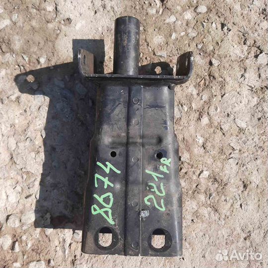 Мерседес 221 крепление усилителя бампера