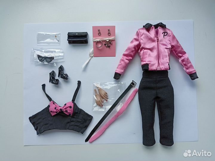 Аутфит Поппи Паркер