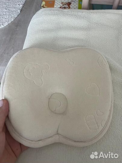 Подушка для новорожденных ортопедическая