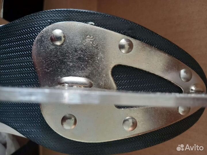 Коньки женские