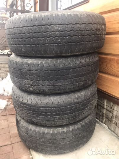 Bridgestone Dueler H/T 265/65 R17