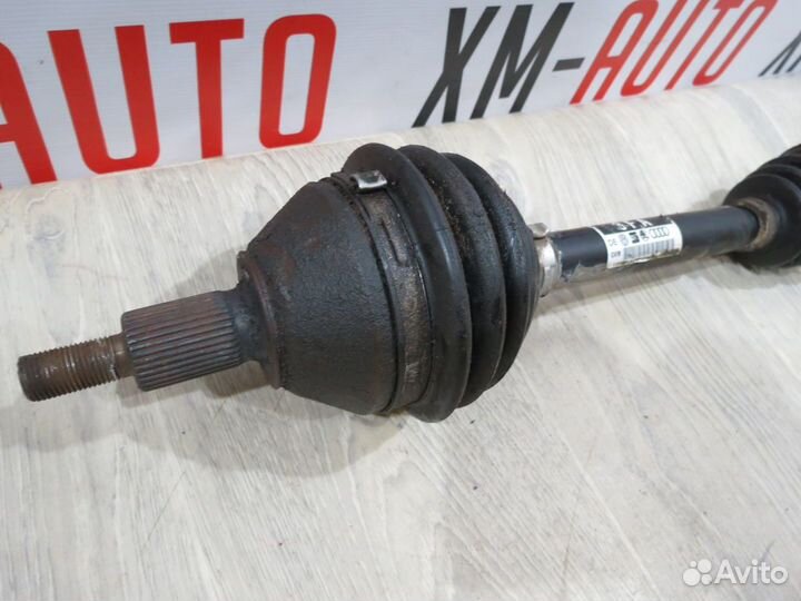 Привод передний левый Skoda Rapid