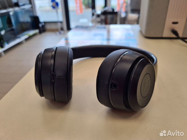 Наушники Beats solo 3 Wireless (хор)