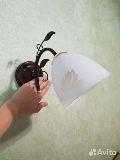 Светильник настенный новый