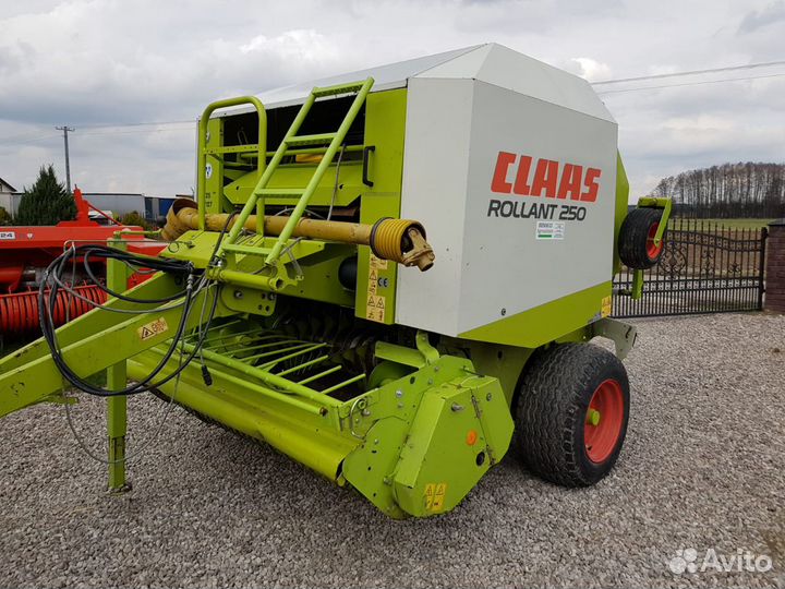 Пресс-подборщик Claas Rollant, 2000
