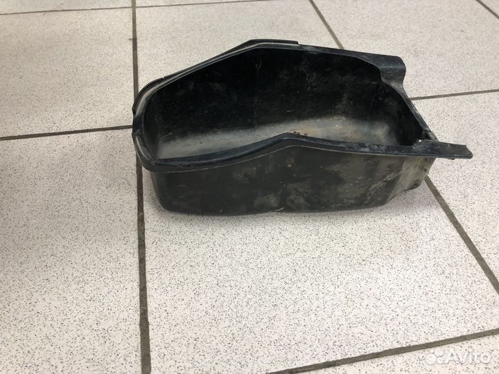 Ниша бардачка Arctic cat thundercat 1000