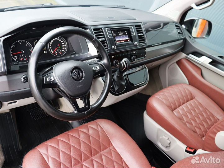 Volkswagen Multivan 2.0 AMT, 2015, 139 316 км