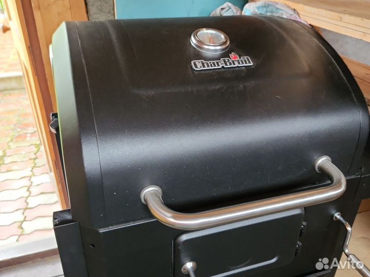 Charcoal grill 580 угольный
