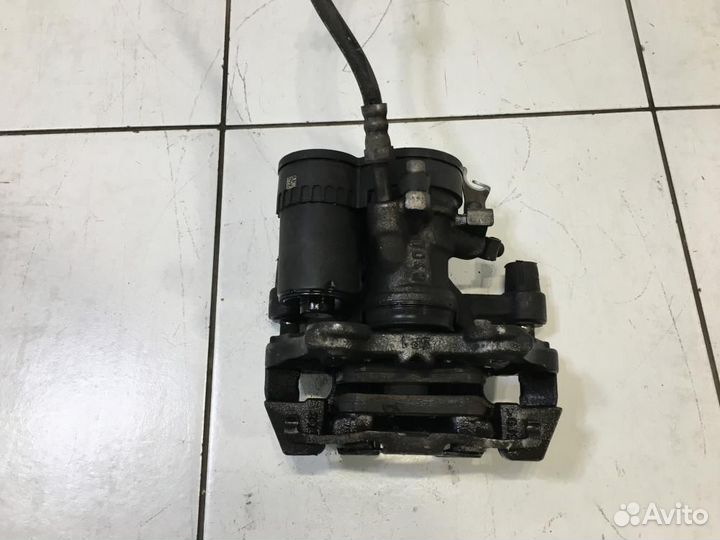 Суппорт задний левый BMW X1 F48