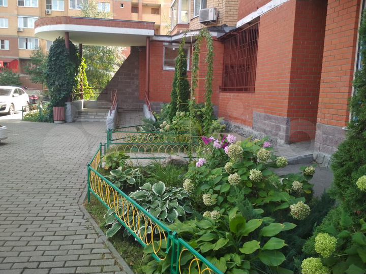 2-к. квартира, 64 м², 4/25 эт.