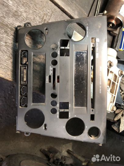 Субару легаси вн 5 эбу блок управления 22611-аg292