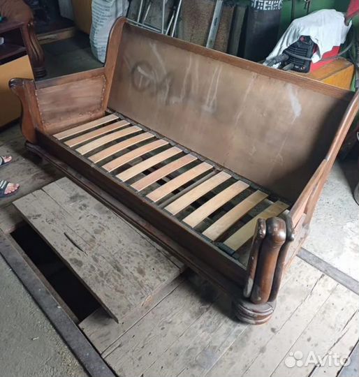 Диван без подушки