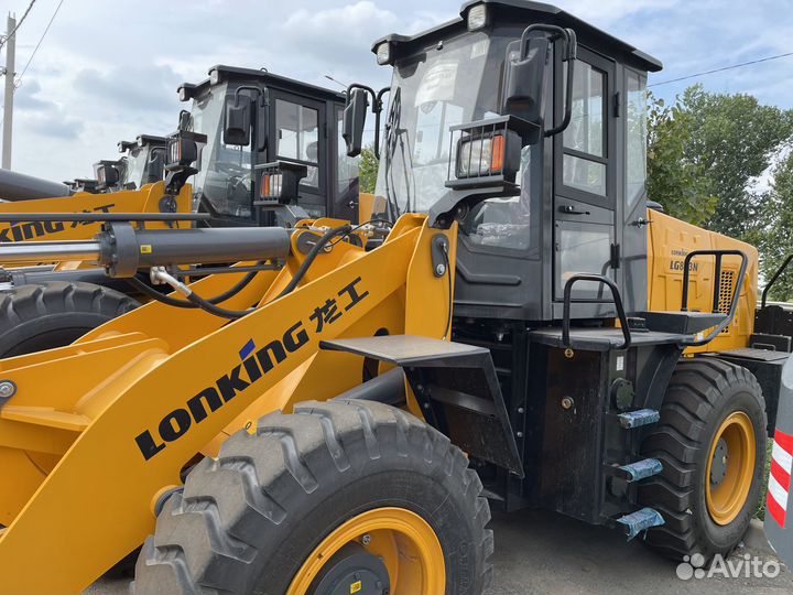 Фронтальный погрузчик Lonking LG833N, 2023