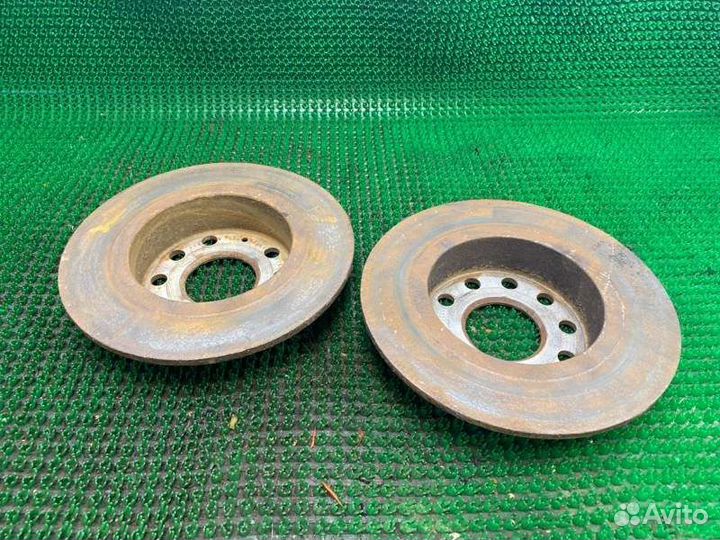 Диск тормозной задний Volkswagen Golf Plus 5 caxa