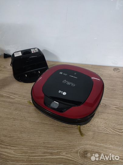 Робот-пылесос LG