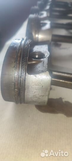 Поршень с шатуном w12 BHT