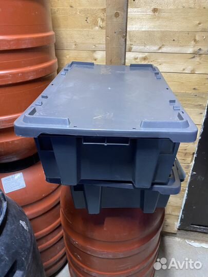 Ящик пластиковый с крышкой пищевой