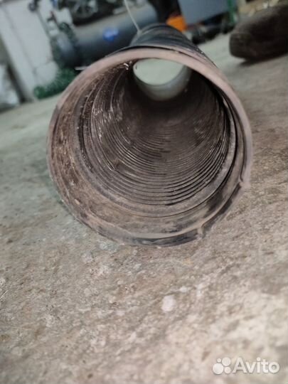 Патрубок воздушного фильтра Skoda Octavia Tour A4