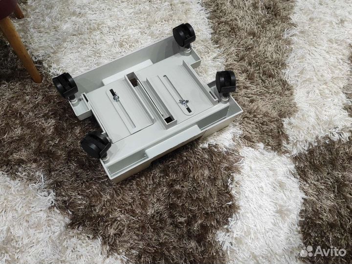 Подставка под системный блок на колесиках