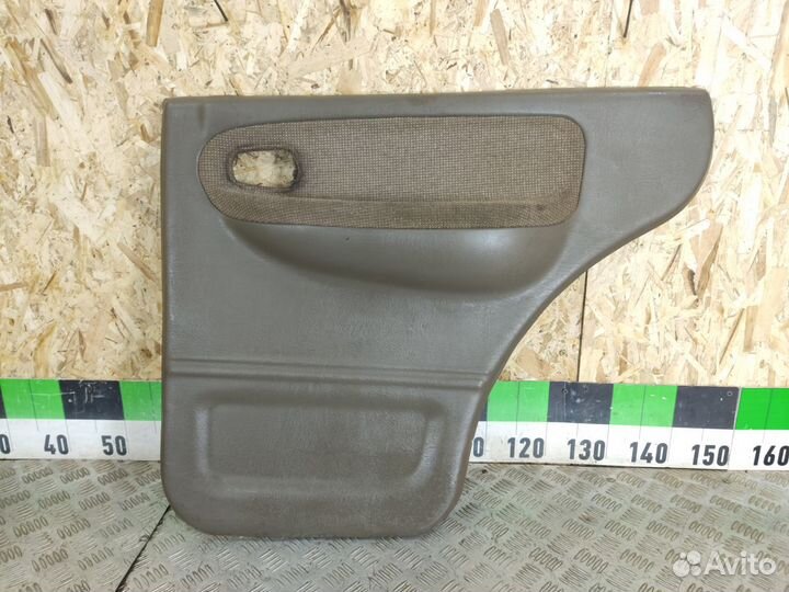 Обшивка двери задней правой Kia Sportage 1993 2006