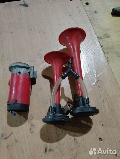 Громкий звуковой сигнал