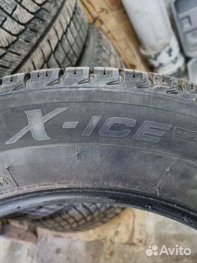 Michelin X-Ice XI3 215/60 R17