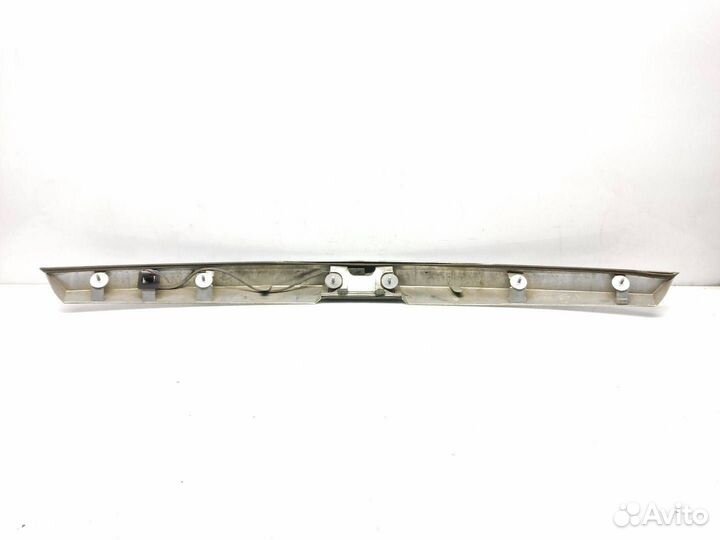 Накладка двери (крышки) багажника Opel Astra