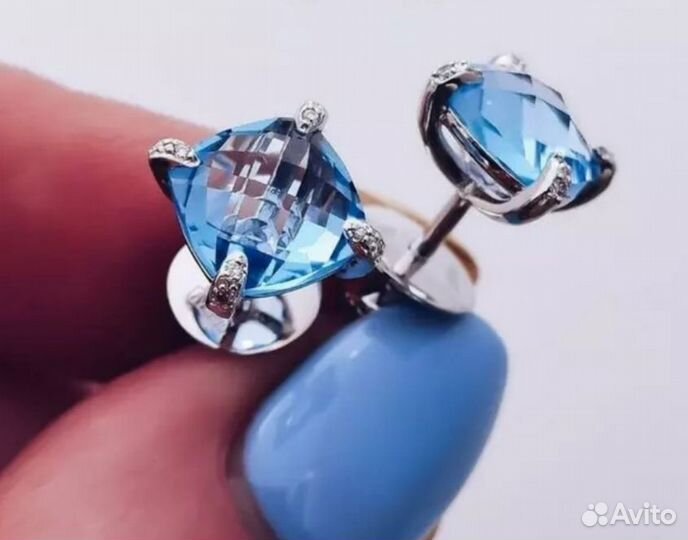 Золотые серьги с топазом Swiss