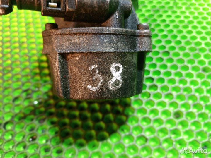 Насос вакуумный Peugeot 306