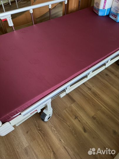 Кровать c механическим приводом Е-17В