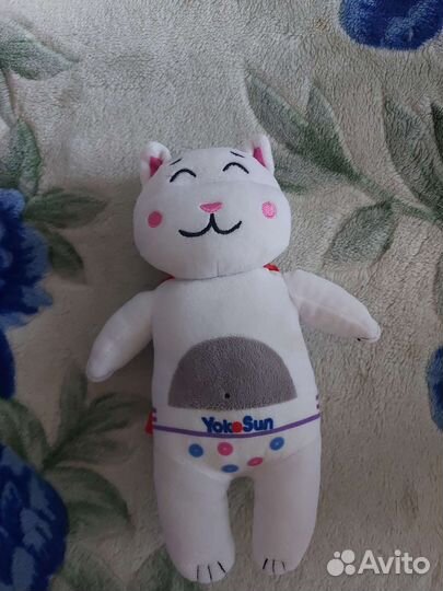 Пакетом мягкие игрушки