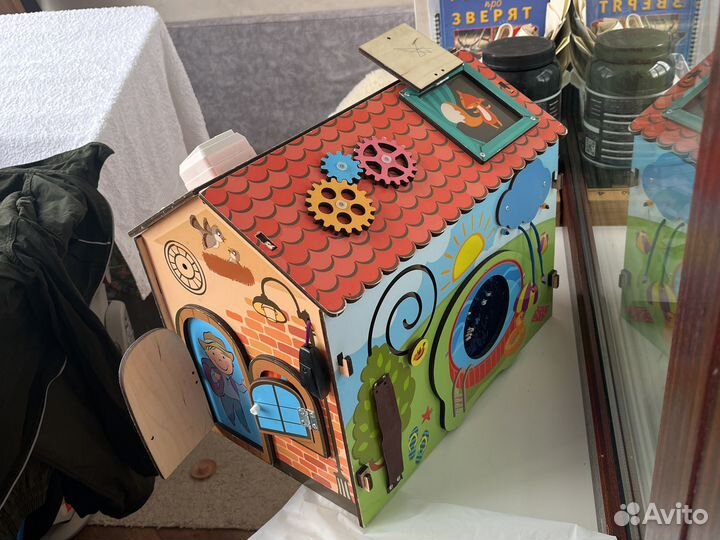 Бизиборд домик большой