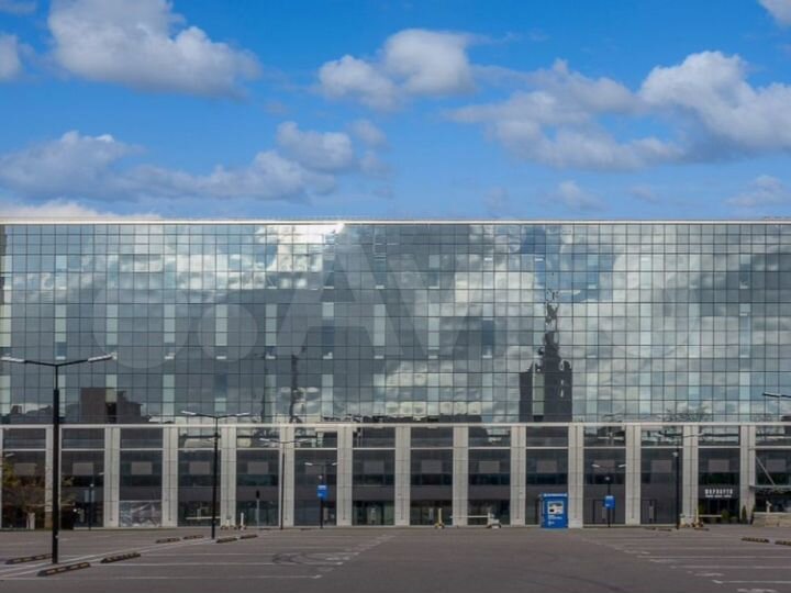 Сдам торговое помещение, 151 м²