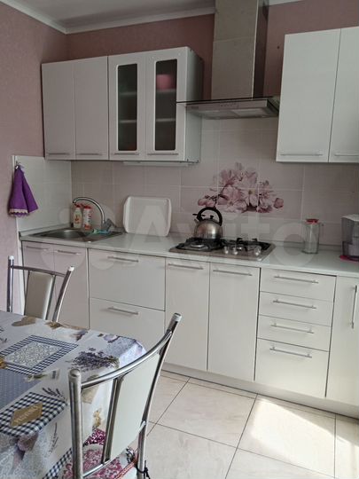 2-к. квартира, 58 м², 3/3 эт.