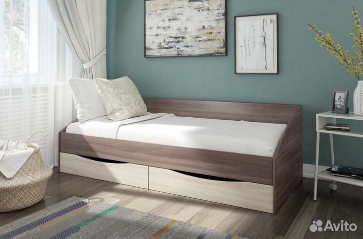 Кровать с ящиками и матрасом односпальная