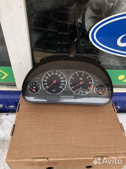 Щиток приборов панель BMW 5 E39