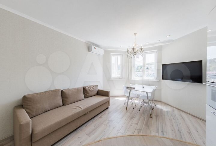 2-к. квартира, 60 м², 14/20 эт.