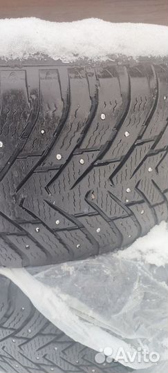 Nokian Tyres Hakkapeliitta 8 SUV 285/50 R20 116