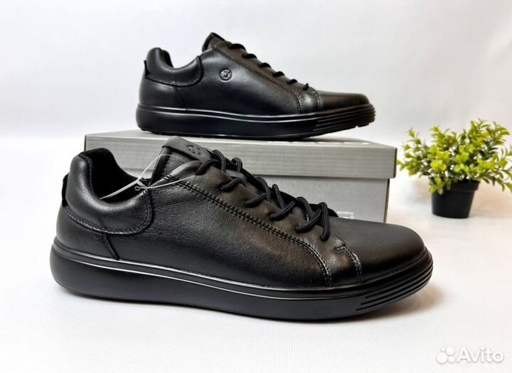 Кроссовки Ecco стильные