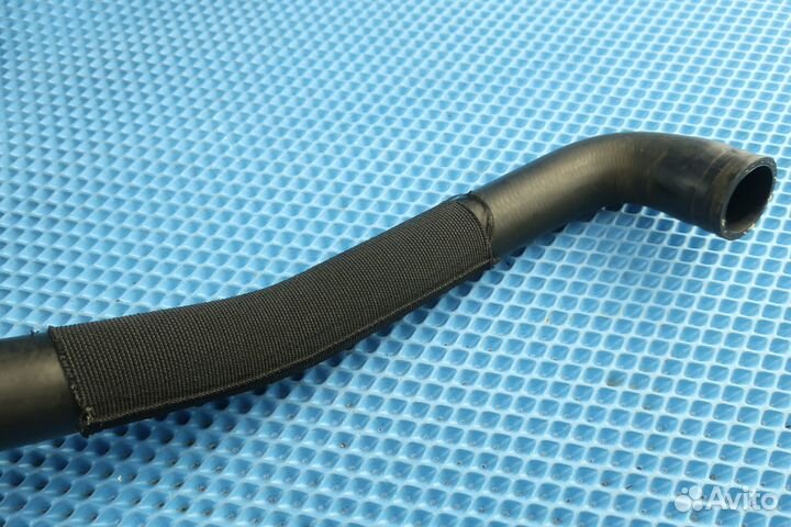 Патрубок системы охлаждения VAG 1K0121049CE