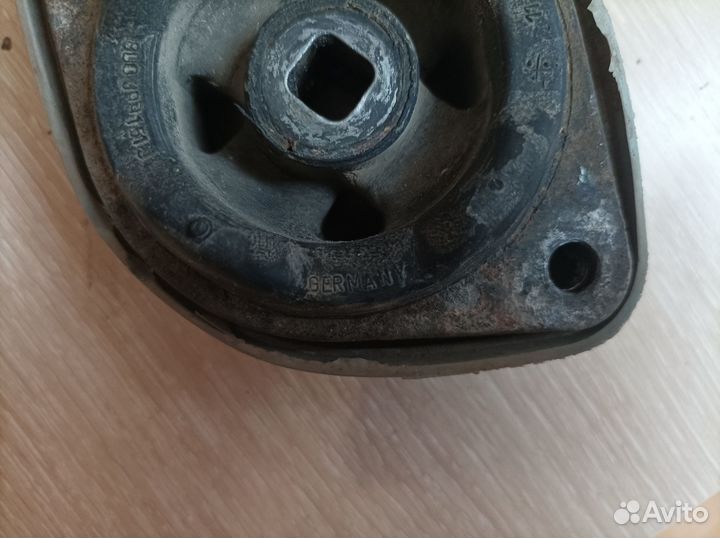 Опора МКПП volkswagen passat b5