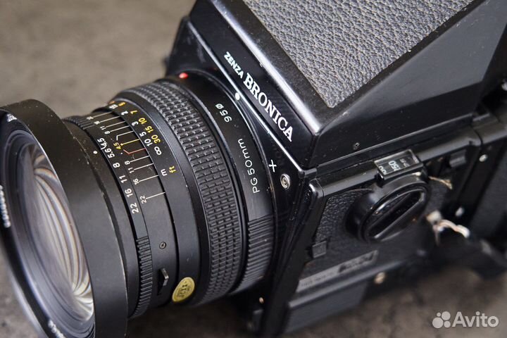 Среднеформатная камера Bronica gs-1