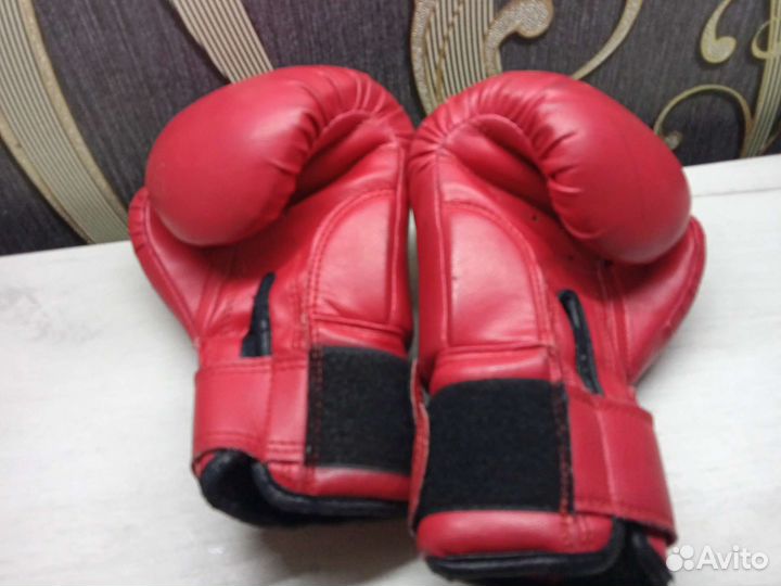 Боксерские перчатки demix combat sport