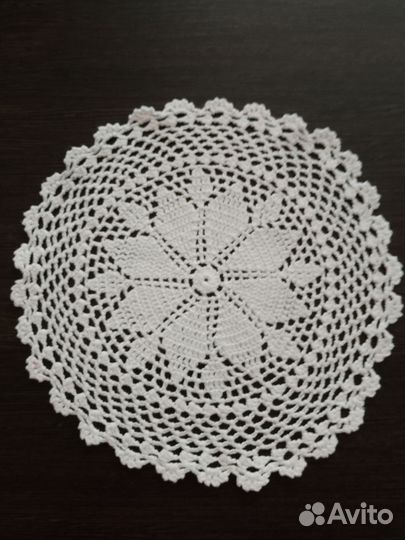 Салфетки сервировочные вязаные