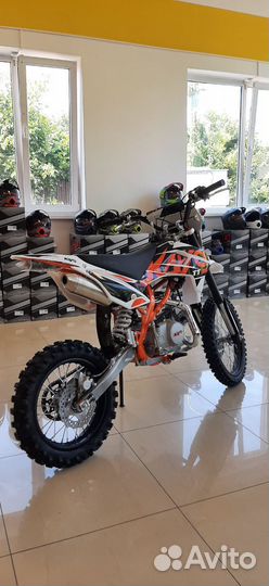Питбайк kayo basic TT125EM 17/14 KRZ (механ. сцепл