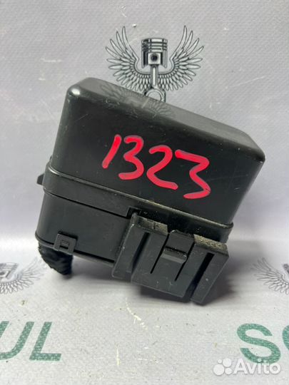 Блок предохранителей Infiniti Q50 2014