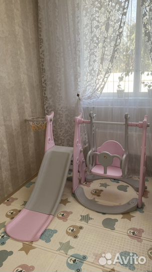 Детский игровой комплекс с горкой